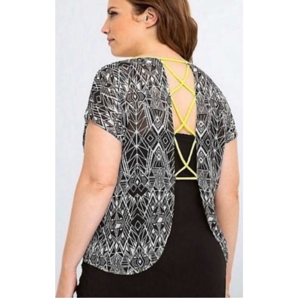 TORRID Geometric Open Back Top - Picture 2 of 9